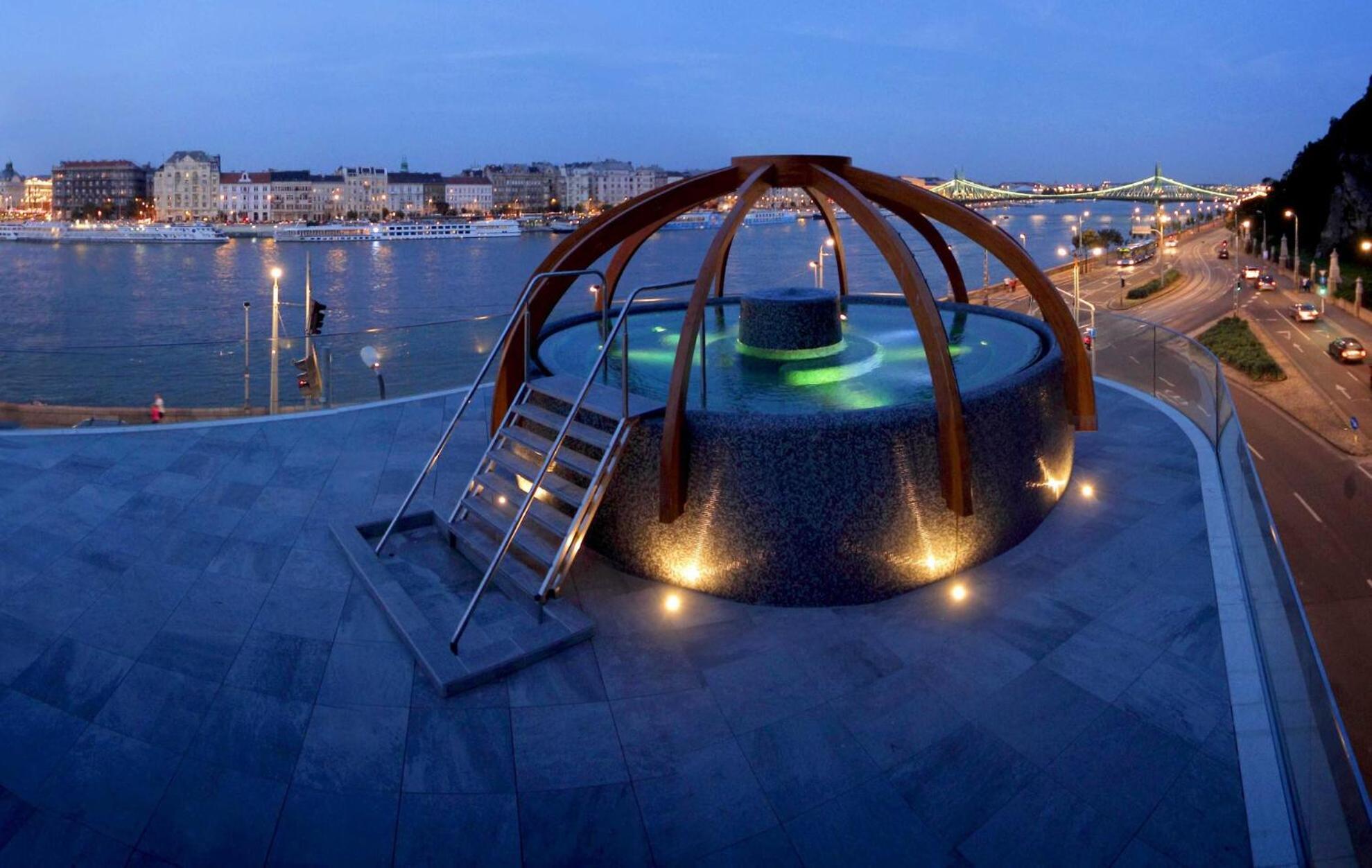 Wellness Retreat With Sauna & Jacuzzi - 1 Min To Opera Budapeszt Zewnętrze zdjęcie
